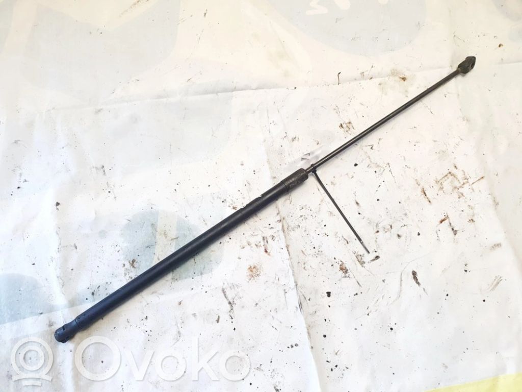 Volkswagen PASSAT B6 Amortizor capotă motor 