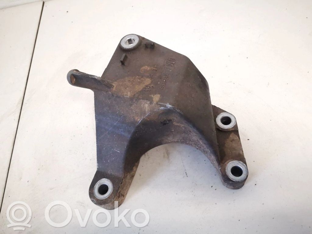 Opel Vectra C Supporto di montaggio del motore (usato) 