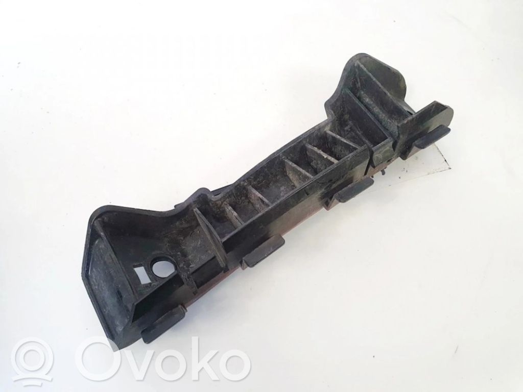 KIA Ceed Soporte de montaje del parachoques trasero 