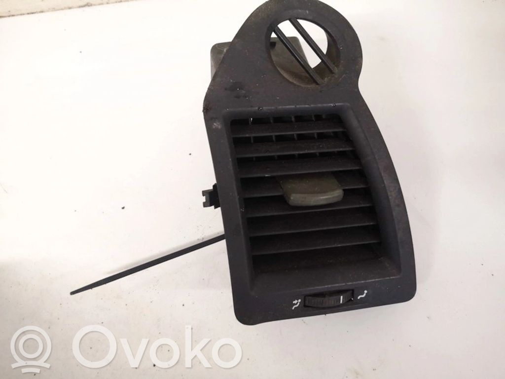 Renault Megane II Rejilla de ventilación central del panel 
