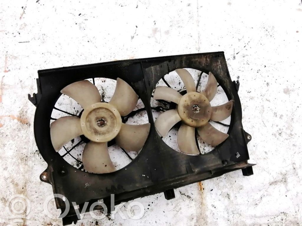 Toyota Avensis T250 Convogliatore ventilatore raffreddamento del radiatore