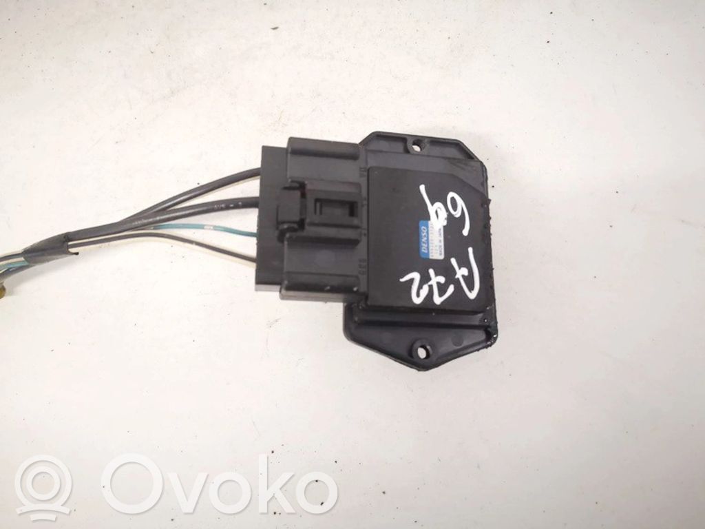 Toyota Avensis T250 Motorino ventola riscaldamento/resistenza ventola 