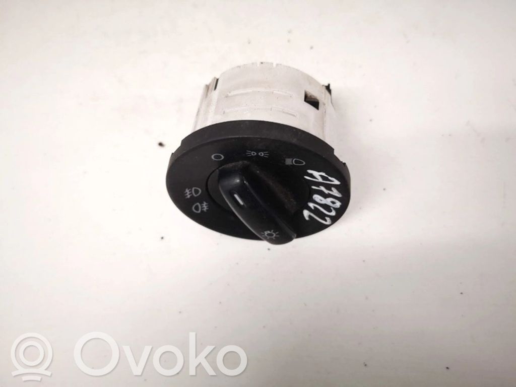 Skoda Octavia Mk2 (1Z) Lichtschalter