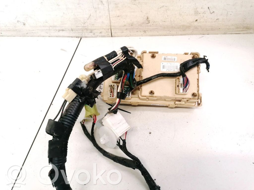 Toyota Avensis T250 Juego de caja de fusibles
