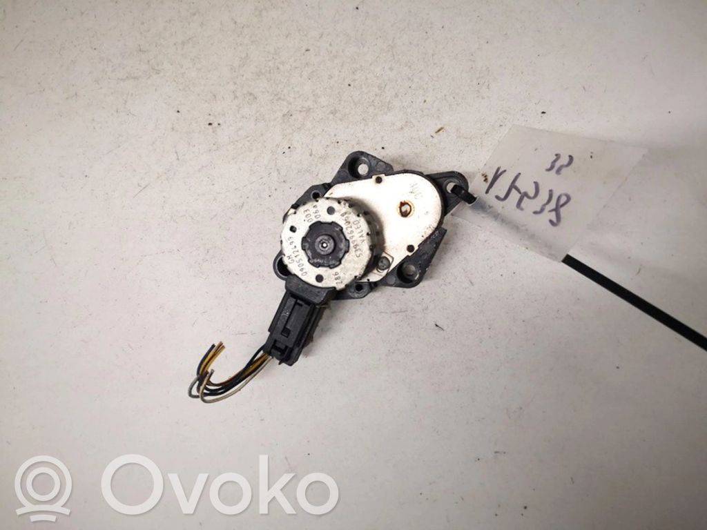 Opel Omega B2 Tuloilmaventtiilin käyttömoottori 
