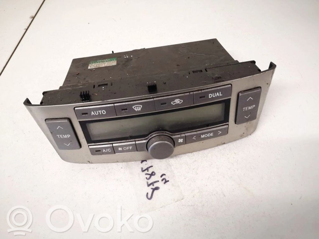 Toyota Avensis T250 Unitate control climatizare
