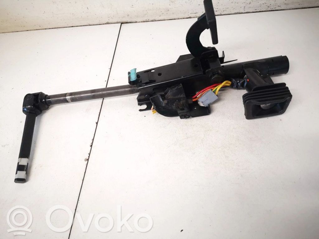 Renault 19 Ohjauspyörän akseli 