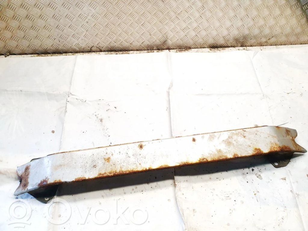 Toyota Avensis Verso Belka tylna