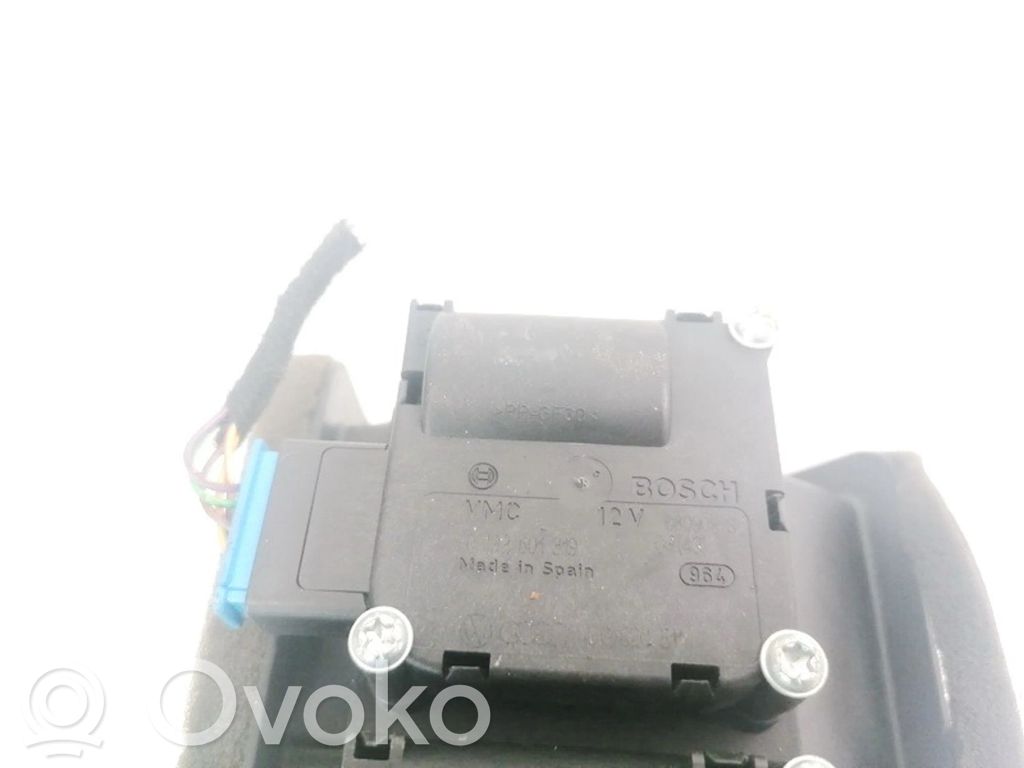 Volkswagen Touareg I Motor/actuator clapetă aer 