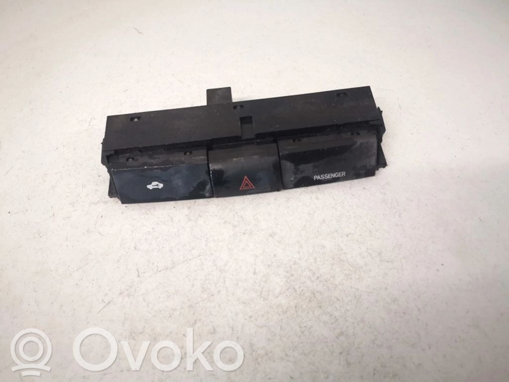 Toyota Corolla Verso AR10 Interruttore luci di emergenza 