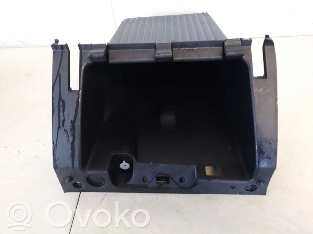 Ford Focus Handschuhfach 