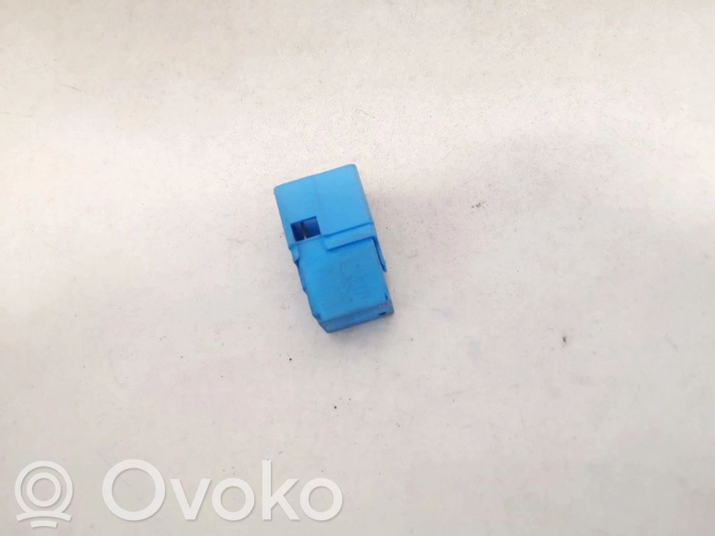Nissan Primera Inne przekaźniki