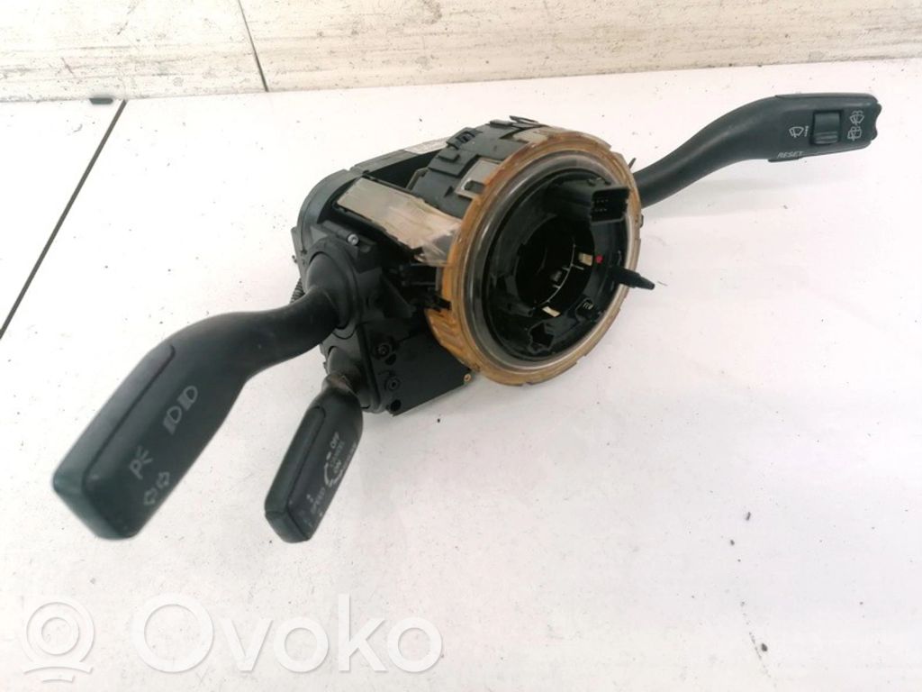 Audi A6 S6 C6 4F Leva/interruttore dell’indicatore di direzione e tergicristallo