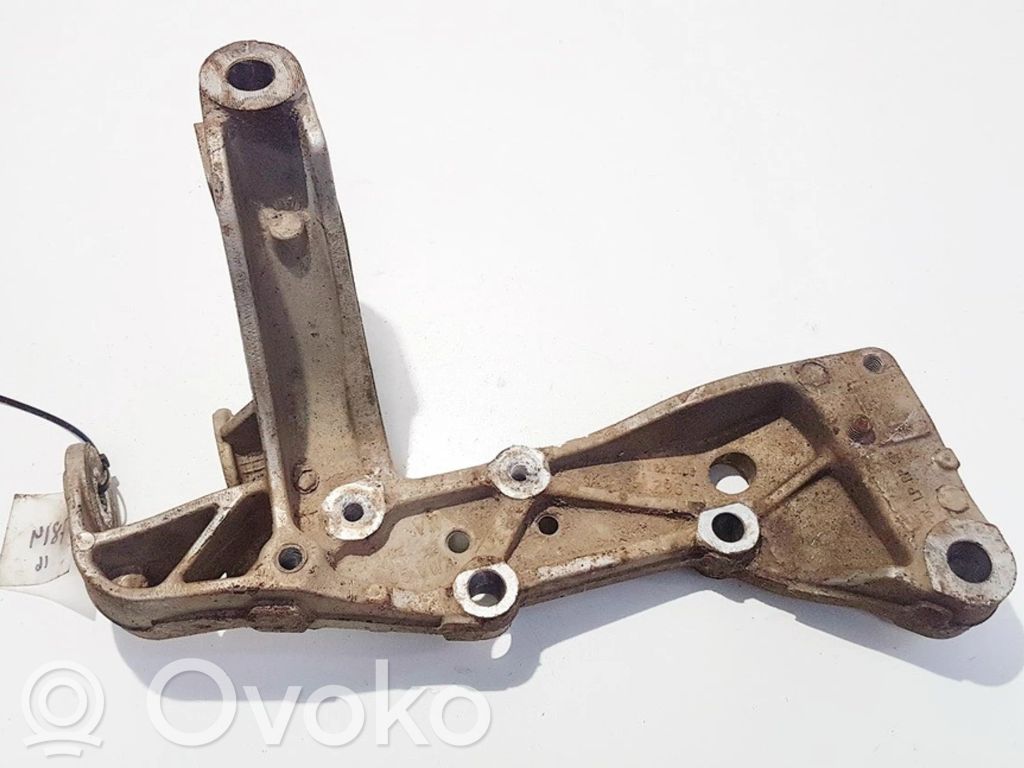 Querlenker Achsschenkel vorne   1K0199296F,1K0199296F
