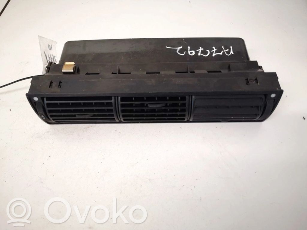 Rejilla de ventilación central del panel   4A1820951,4A1820951