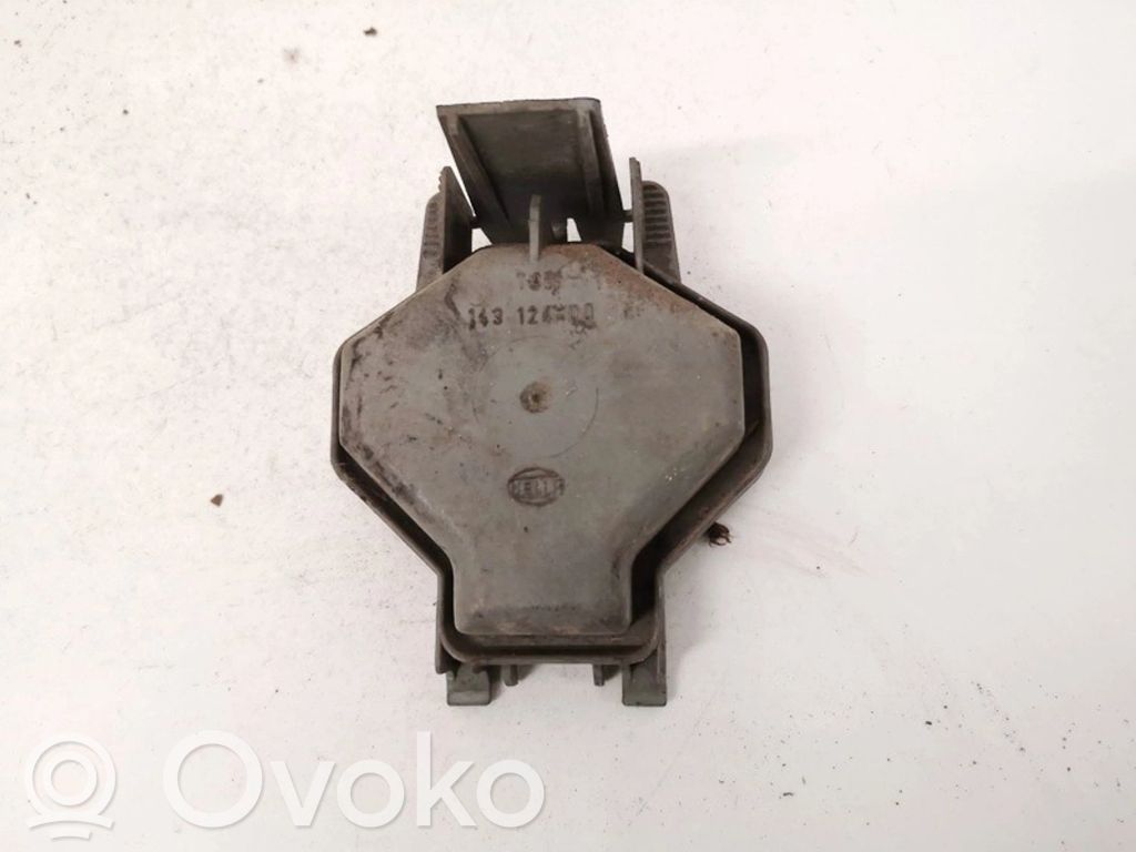 Alfa Romeo 145 - 146 Capac bec far