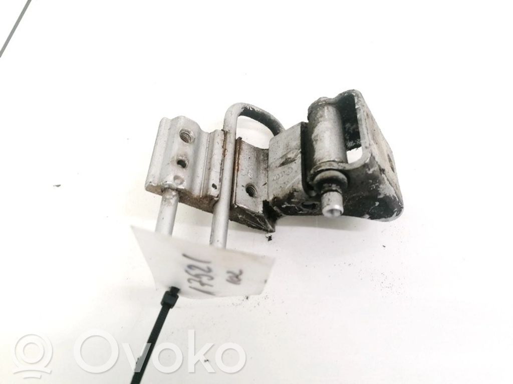 Bisagra inferior de la puerta trasera   8E0833412,8E0833412