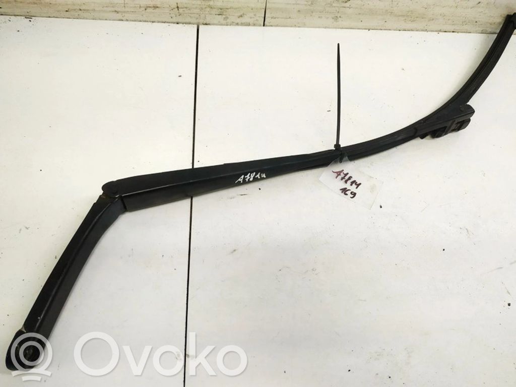 Skoda Octavia Mk2 (1Z) Braccio della spazzola tergicristallo anteriore