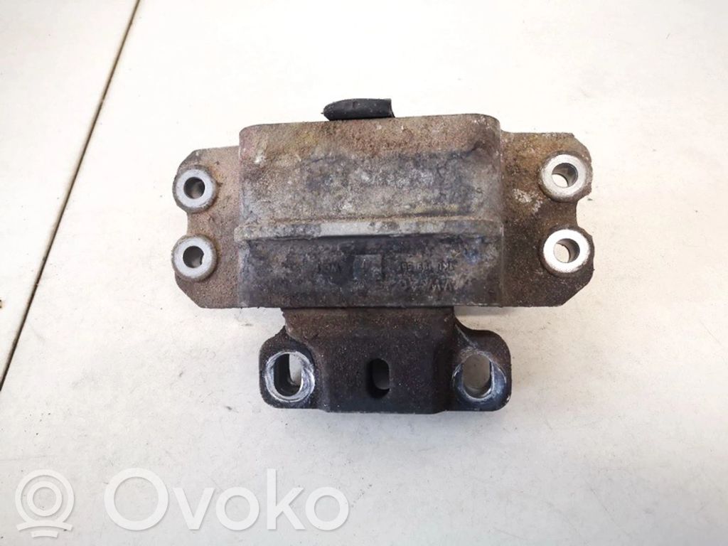 Volkswagen Golf V Suport tampon motor