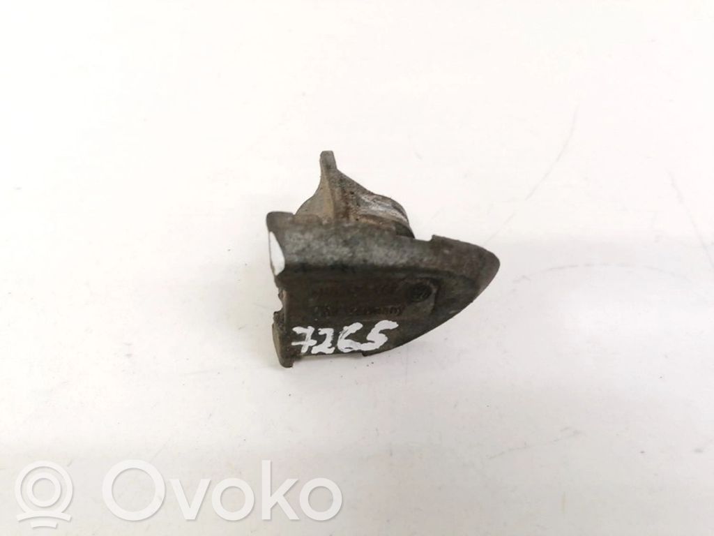 Volkswagen PASSAT B6 Tapa/cubierta de puerta de carga 