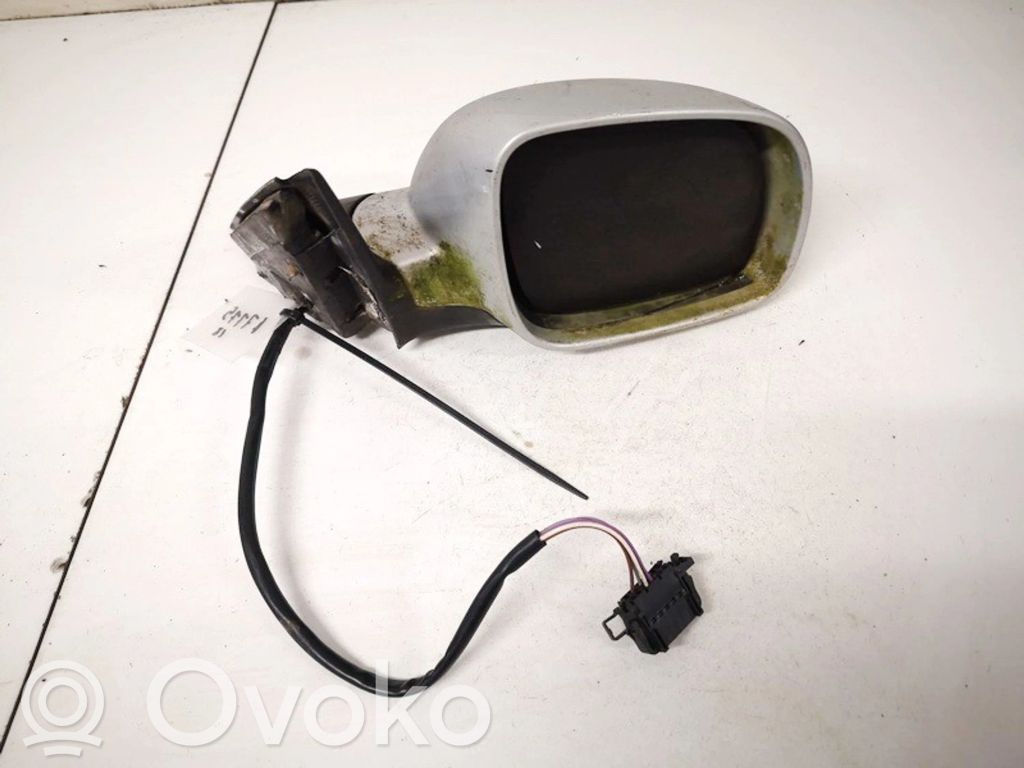 Volkswagen PASSAT B5 Coque de rétroviseur