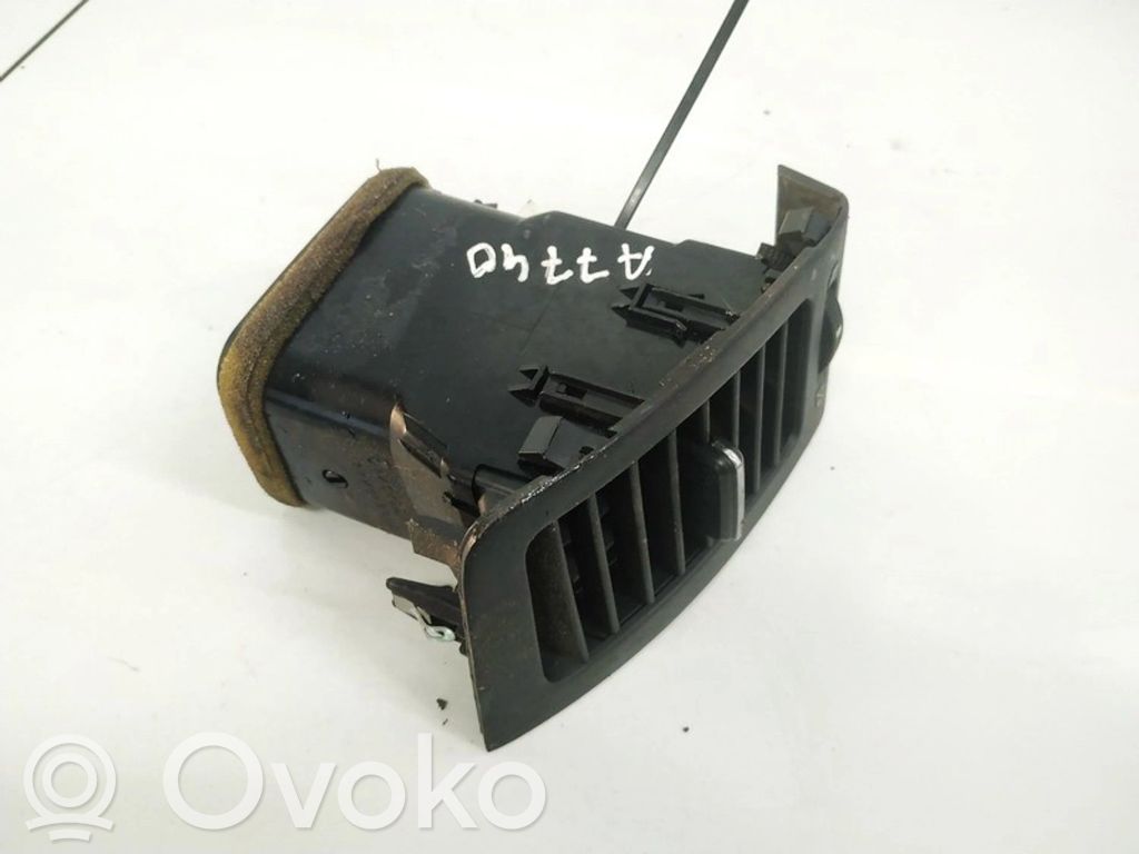 Toyota Corolla Verso E121 Luftausströmer Lüftungsdüse Luftdüse Mitte
