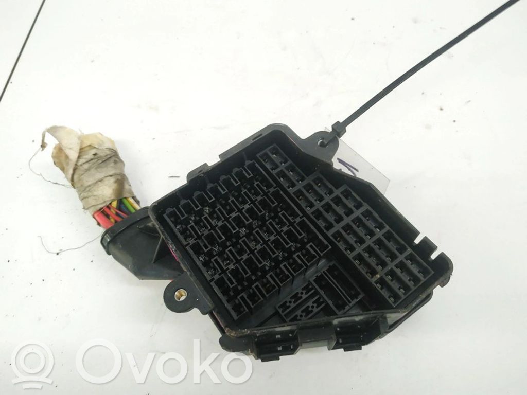 Audi A4 S4 B5 8D Set scatola dei fusibili