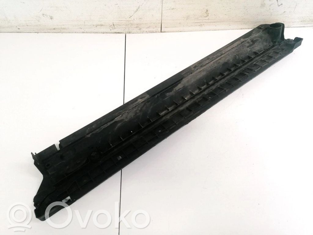 BMW 7 E65 E66 Priekšējais režģis 