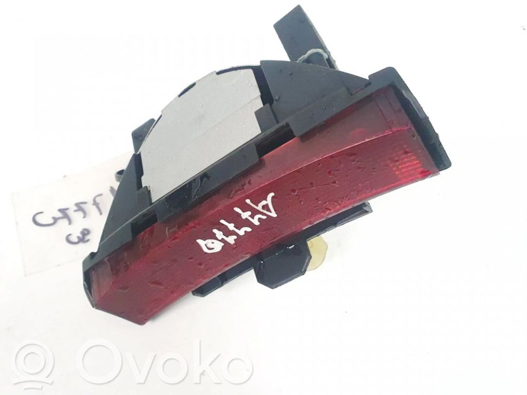 Nissan Primera Trzecie światło stop 