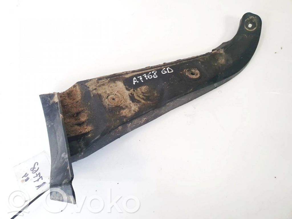 Audi A6 S6 C5 4B Staffa di rinforzo montaggio del paraurti posteriore 
