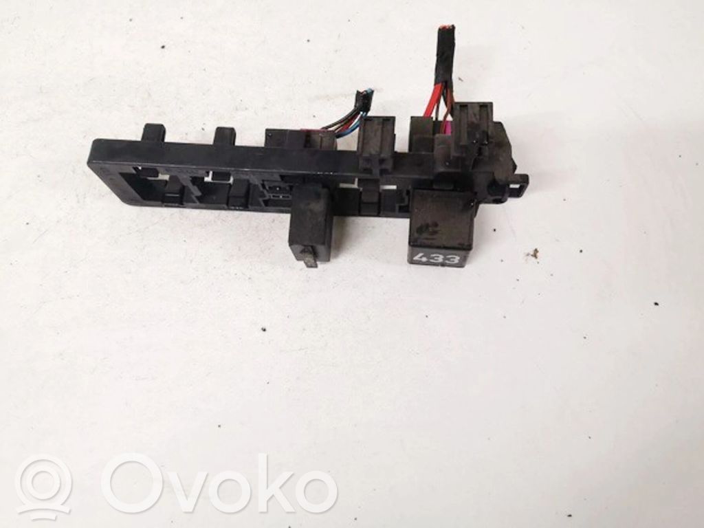 Volkswagen PASSAT B6 Set scatola dei fusibili