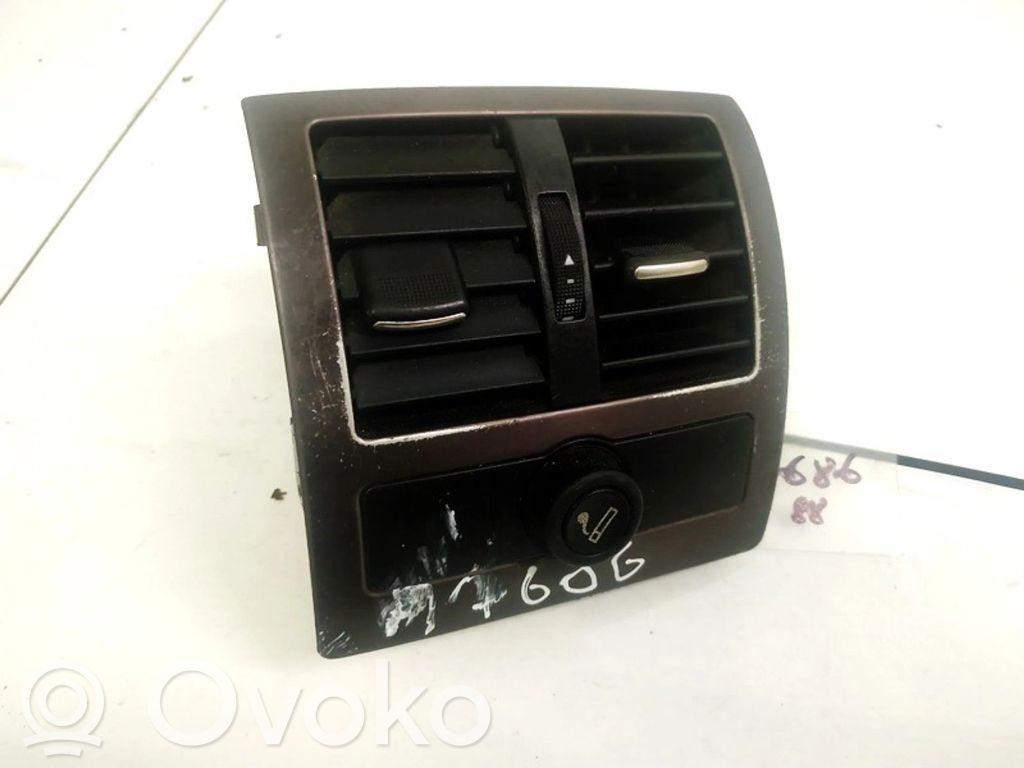 Audi A6 S6 C5 4B Rejilla de ventilación central del panel 