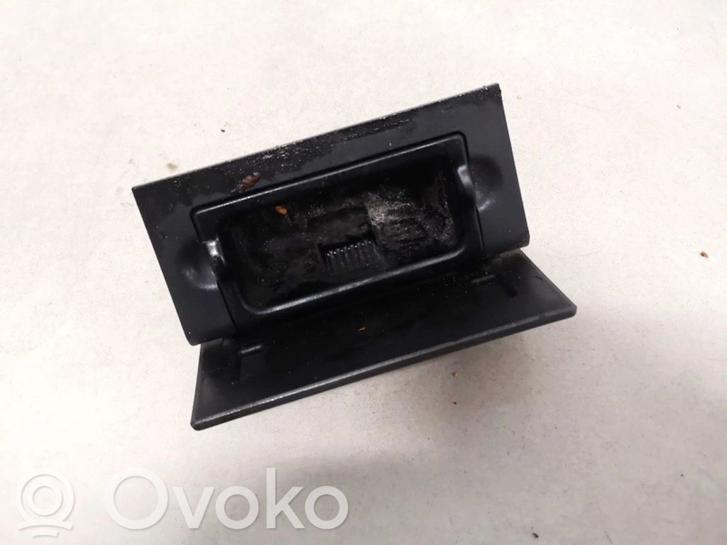 Opel Signum Cendrier