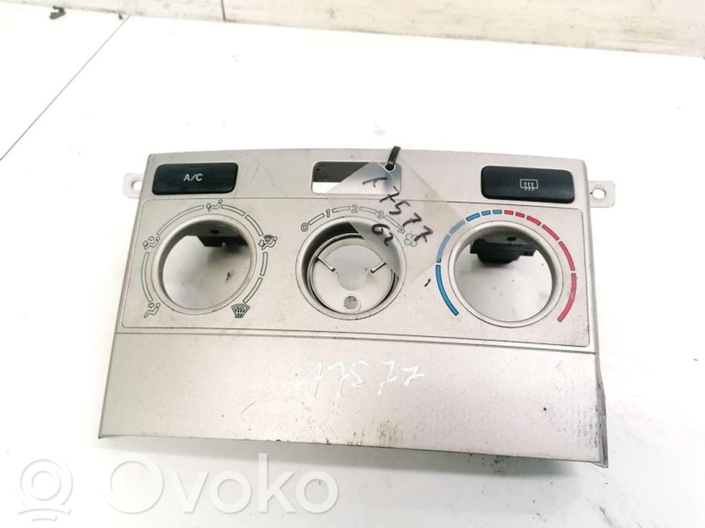 Toyota Corolla Verso AR10 Comutator încălzire parbriz/lunetă 