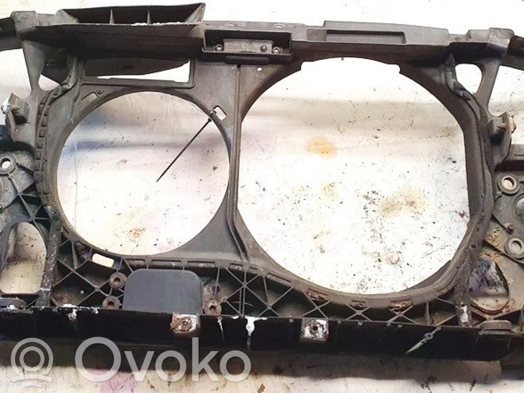 Audi A6 S6 C5 4B Pas przedni 