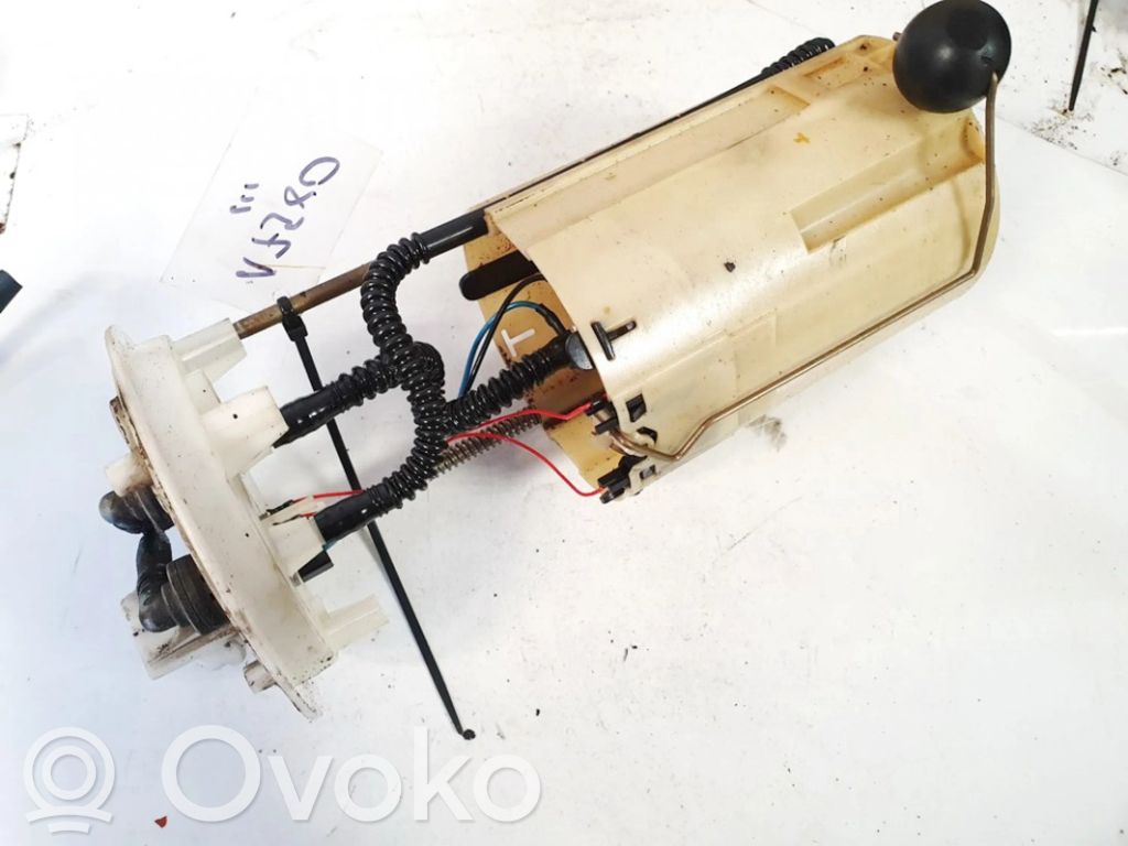 Volkswagen PASSAT B5 Bomba interna de combustible 