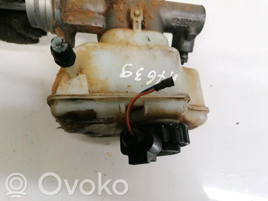 Volkswagen Golf V Jarrunestesäiliö 