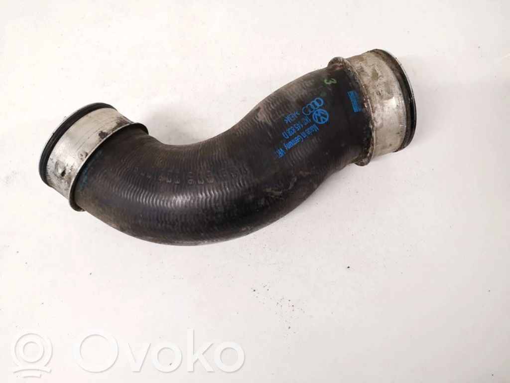 Volkswagen PASSAT B6 Furtun/conductă intercooler 