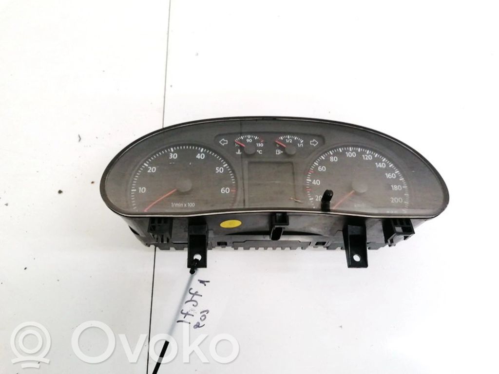 Volkswagen Polo Licznik / Prędkościomierz 