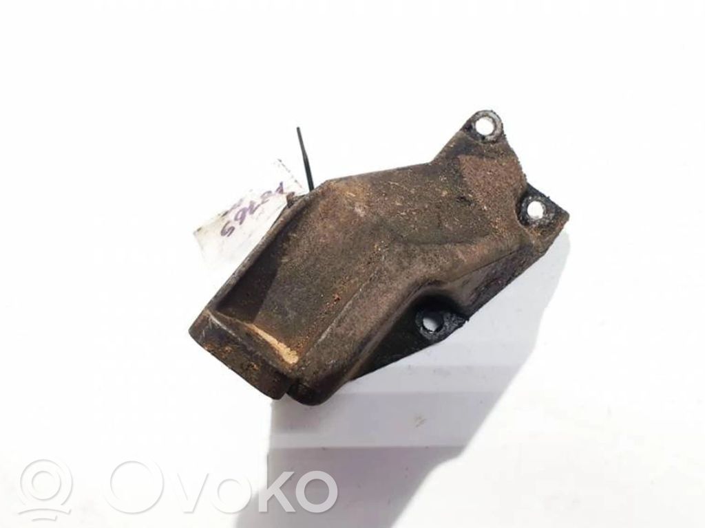 Łapa / Mocowanie silnika   8D0199307L,8D0199307L