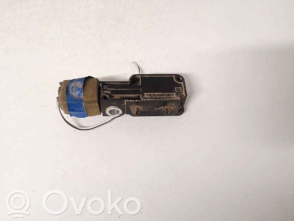 Sensor impacto/accidente para activar Airbag   GJ6A57KC0,GJ6A57KC0,GJ6A57KC0,GJ6A57KC0