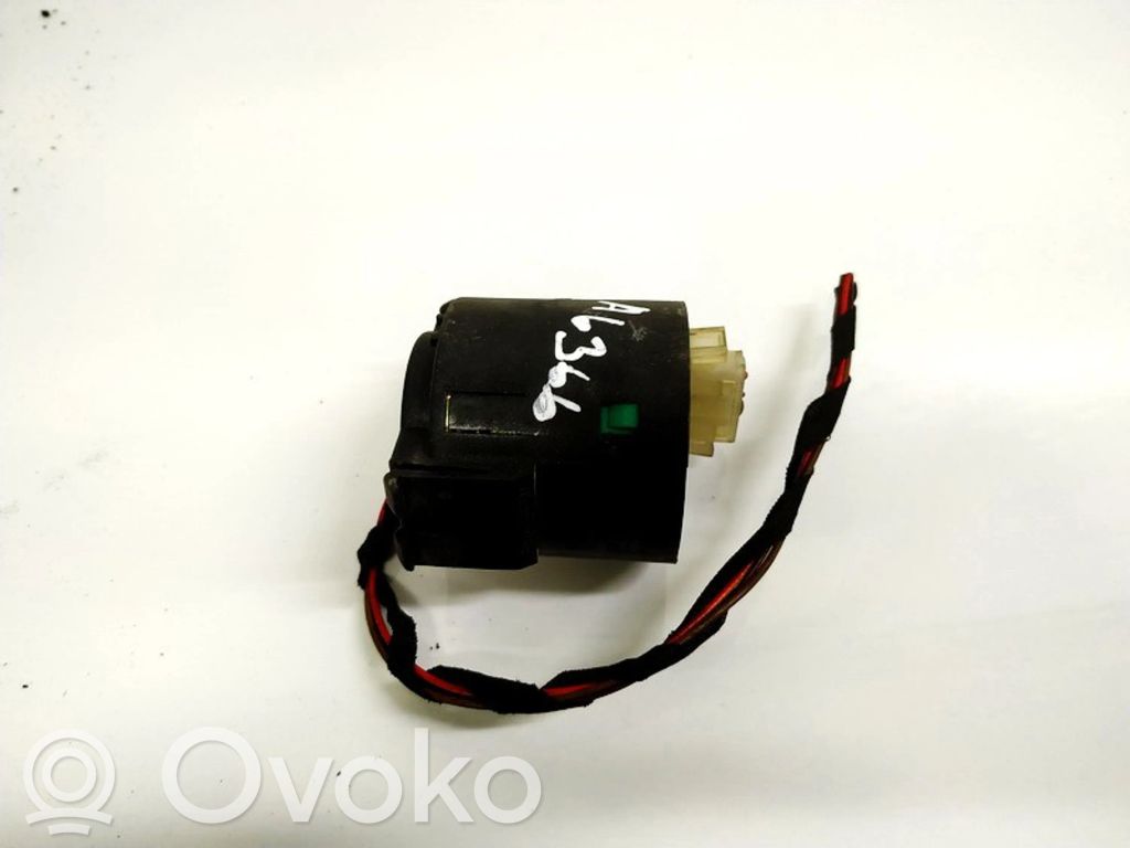 BMW 5 E39 Etuoven kaiutin 