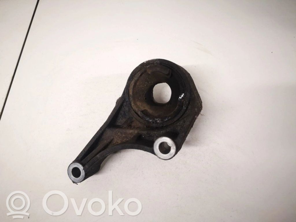 Opel Vectra C Engine mount bracket 