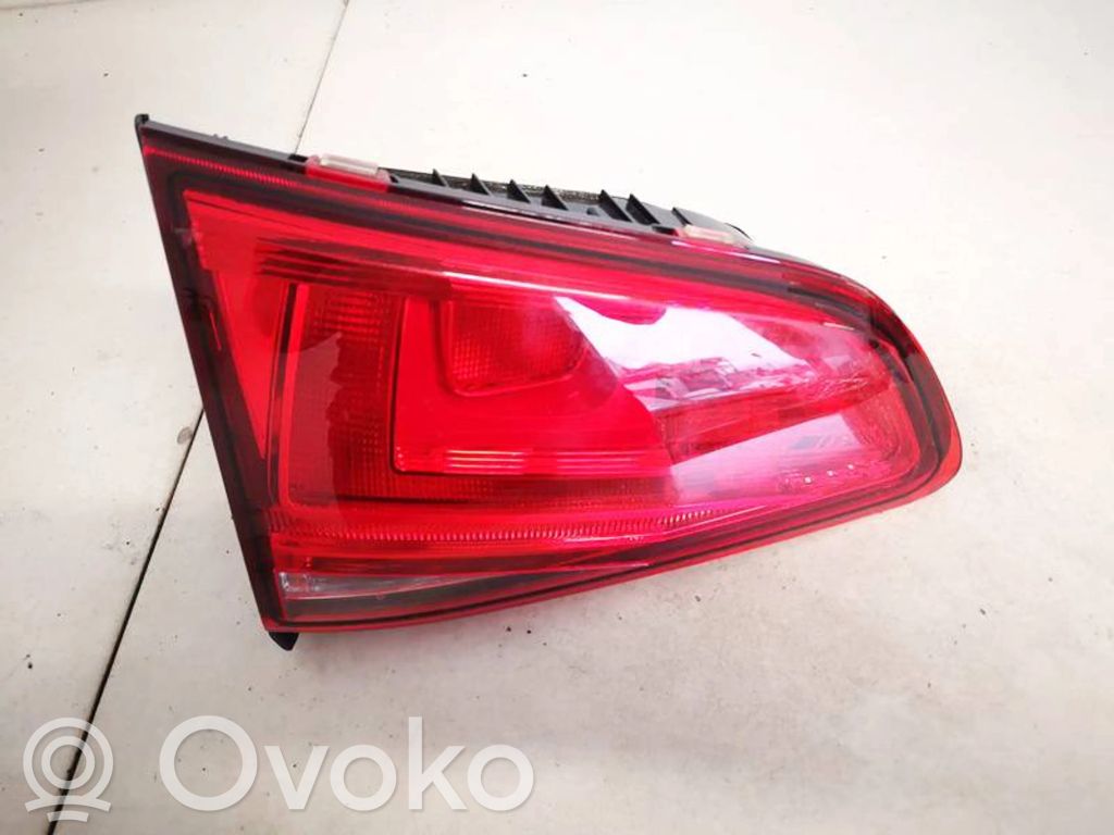 Volkswagen Golf VII Lampă spate în capacul portbagajului 