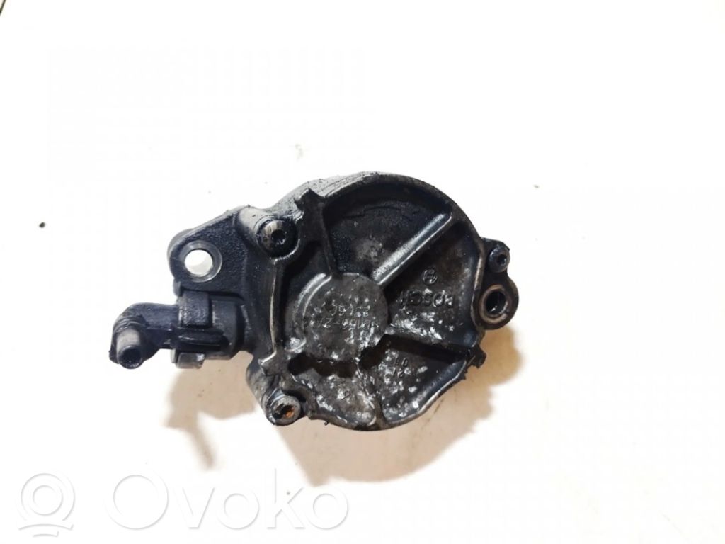 Ford Focus C-MAX Vacuum pump 