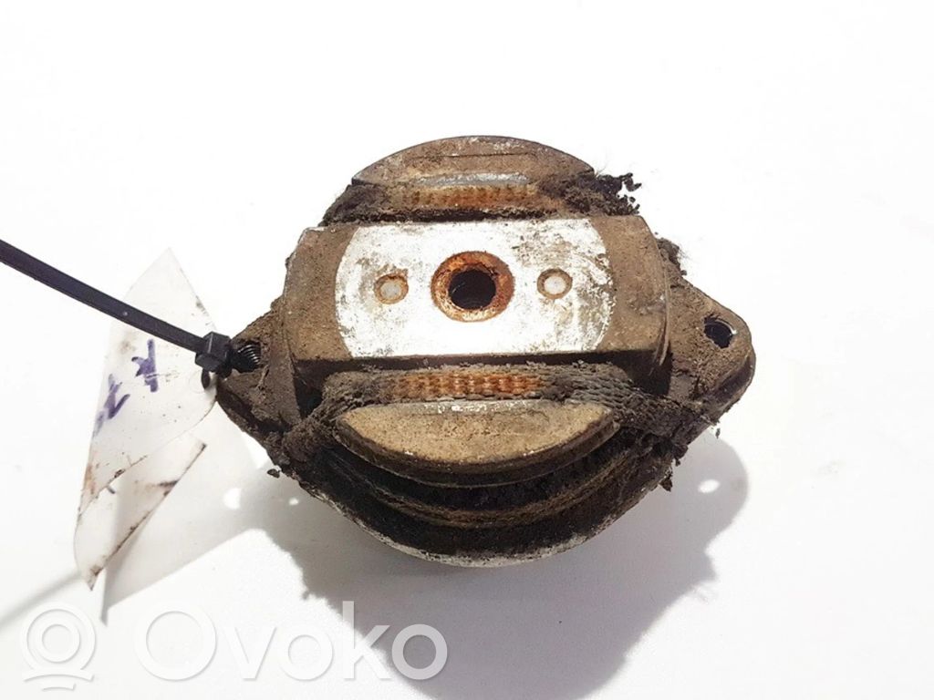 Supporto di montaggio del motore   4B0399151M,4B0399151M