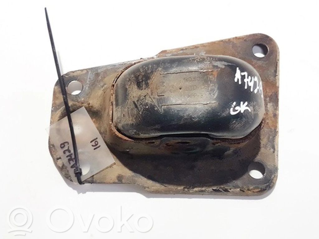 Volkswagen Golf V Bridă din portbagaj 