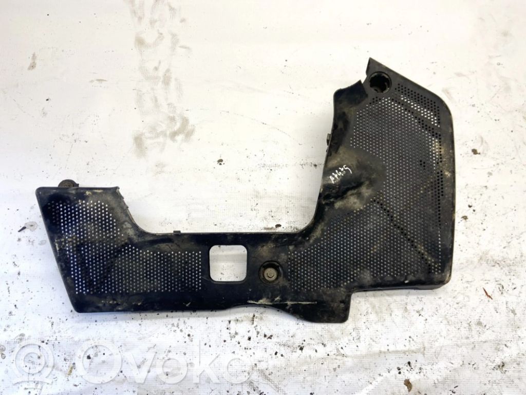 Volkswagen Golf IV Couvercle cache moteur 