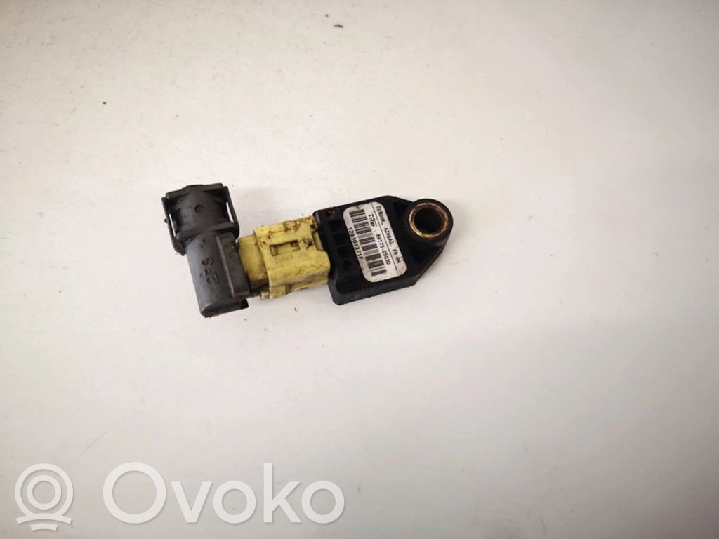 Toyota Avensis T250 Senzor impact/declanșare airbag