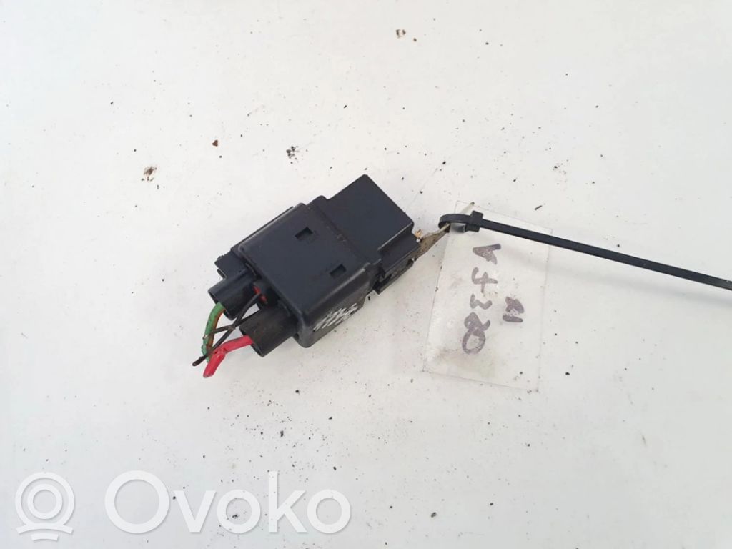 Ford Mondeo Mk III Inne przekaźniki 